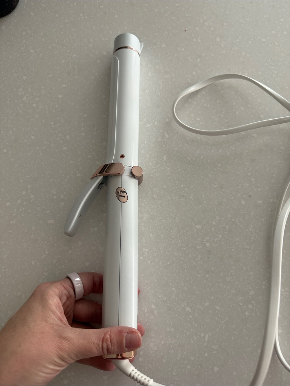 T3 Curl ID White and Rose Gold Curling Iron